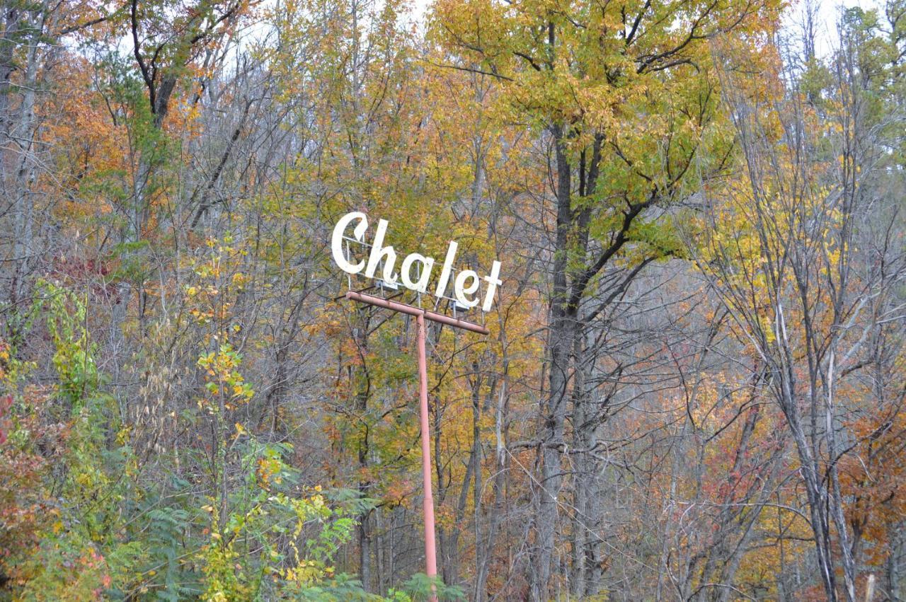 Chalet Inn Gatlinburg Exterior photo