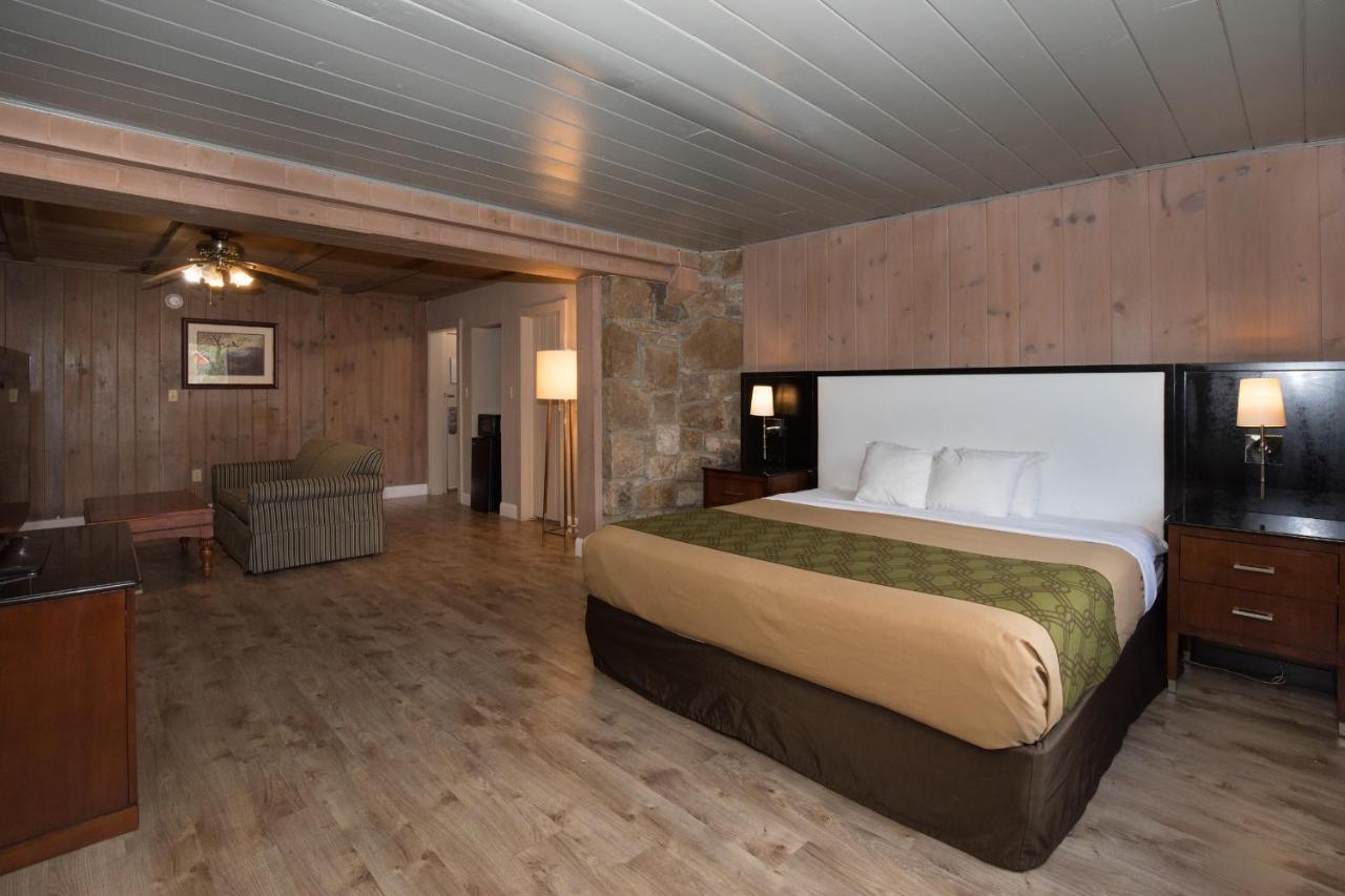Chalet Inn Gatlinburg Exterior photo